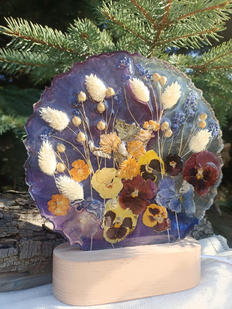 filter: 0; jpegRotation: 90; fileterIntensity: 0.000000; filterMask: 0;