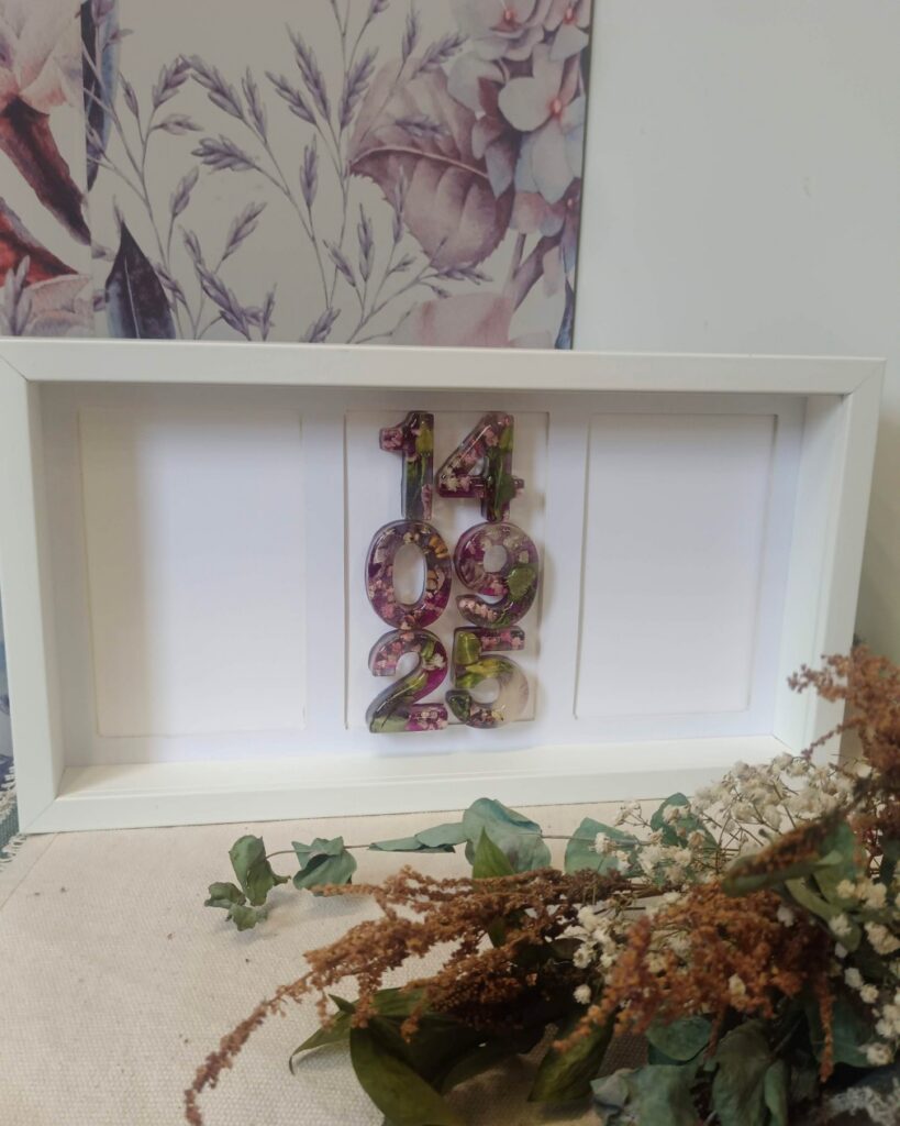 filter: 0; jpegRotation: 90; fileterIntensity: 0.000000; filterMask: 0; module:1facing:0; 
hw-remosaic: 0; 
touch: (0.5034722, 0.5034722); 
modeInfo: ; 
sceneMode: Auto; 
cct_value: 0; 
AI_Scene: (-1, -1); 
aec_lux: 0.0; 
hist255: 0.0; 
hist252~255: 0.0; 
hist0~15: 0.0;