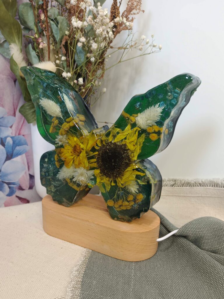 filter: 0; jpegRotation: 90; fileterIntensity: 0.000000; filterMask: 0; module:1facing:0; 
hw-remosaic: 0; 
touch: (0.5708333, 0.5708333); 
modeInfo: ; 
sceneMode: Night; 
cct_value: 0; 
AI_Scene: (-1, -1); 
aec_lux: 0.0; 
hist255: 0.0; 
hist252~255: 0.0; 
hist0~15: 0.0;