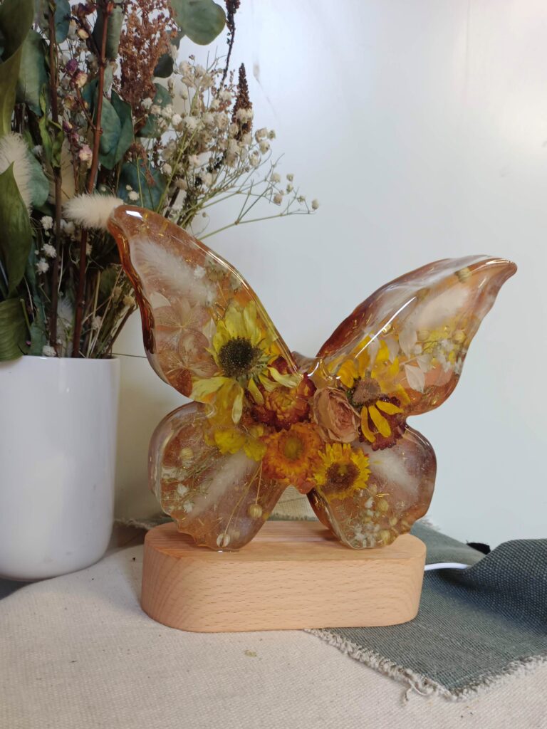 filter: 0; jpegRotation: 90; fileterIntensity: 0.000000; filterMask: 0; module:1facing:0; 
hw-remosaic: 0; 
touch: (0.52847224, 0.52847224); 
modeInfo: ; 
sceneMode: Night; 
cct_value: 0; 
AI_Scene: (-1, -1); 
aec_lux: 0.0; 
hist255: 0.0; 
hist252~255: 0.0; 
hist0~15: 0.0;