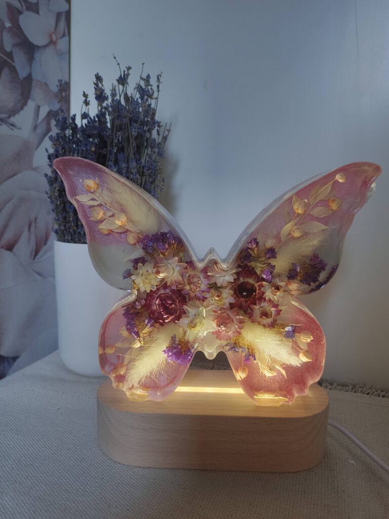 filter: -1; jpegRotation: 90; fileterIntensity: 0.000000; filterMask: 0; module:7facing:0; 
hw-remosaic: 0; 
touch: (-1.0, -1.0); 
modeInfo: Beauty Bokeh ; 
sceneMode: Night; 
cct_value: 0; 
AI_Scene: (-1, -1); 
aec_lux: 0.0; 
hist255: 0.0; 
hist252~255: 0.0; 
hist0~15: 0.0;