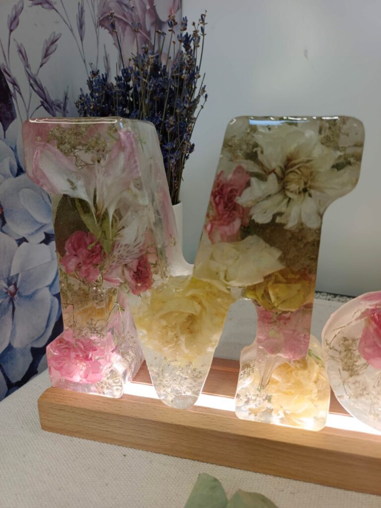 filter: 0; jpegRotation: 90; fileterIntensity: 0.000000; filterMask: 0; module:1facing:0; 
hw-remosaic: 0; 
touch: (-1.0, -1.0); 
modeInfo: ; 
sceneMode: Night; 
cct_value: 0; 
AI_Scene: (-1, -1); 
aec_lux: 0.0; 
hist255: 0.0; 
hist252~255: 0.0; 
hist0~15: 0.0;