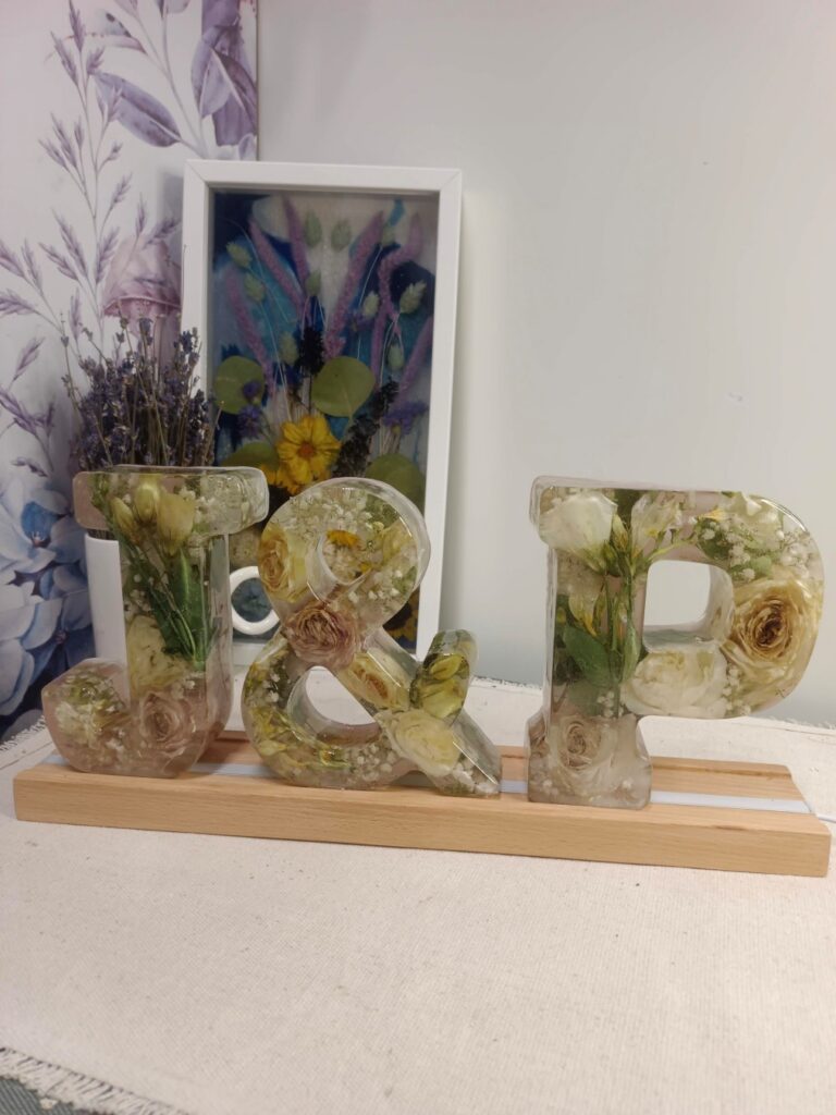 filter: 0; jpegRotation: 90; fileterIntensity: 0.000000; filterMask: 0; module:1facing:0; 
hw-remosaic: 0; 
touch: (-1.0, -1.0); 
modeInfo: ; 
sceneMode: Night; 
cct_value: 0; 
AI_Scene: (-1, -1); 
aec_lux: 0.0; 
hist255: 0.0; 
hist252~255: 0.0; 
hist0~15: 0.0;